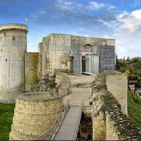 La Chambre Des Remparts Falaise  Buitenkant foto
